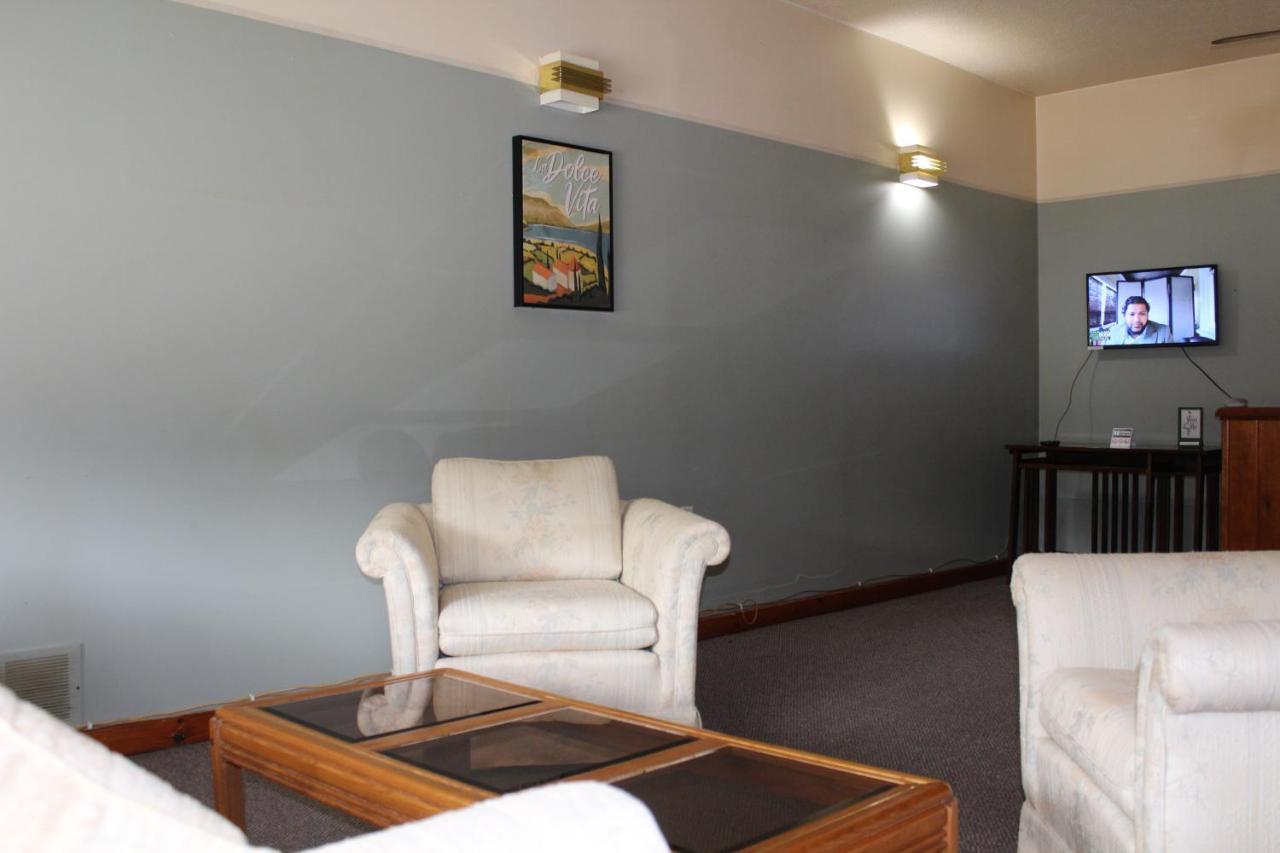 Two Rivers Motel Mattawa 外观 照片